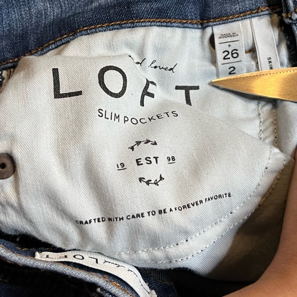 ⭐️3 For $25 LOFT Skinny Jeans - Picture 4 of 5
